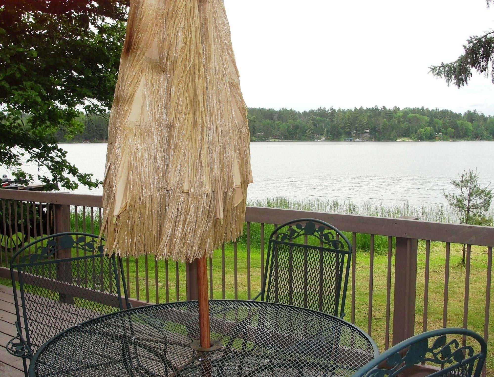 Pine Point Lodge Resort & Motel Crane Lake Екстериор снимка