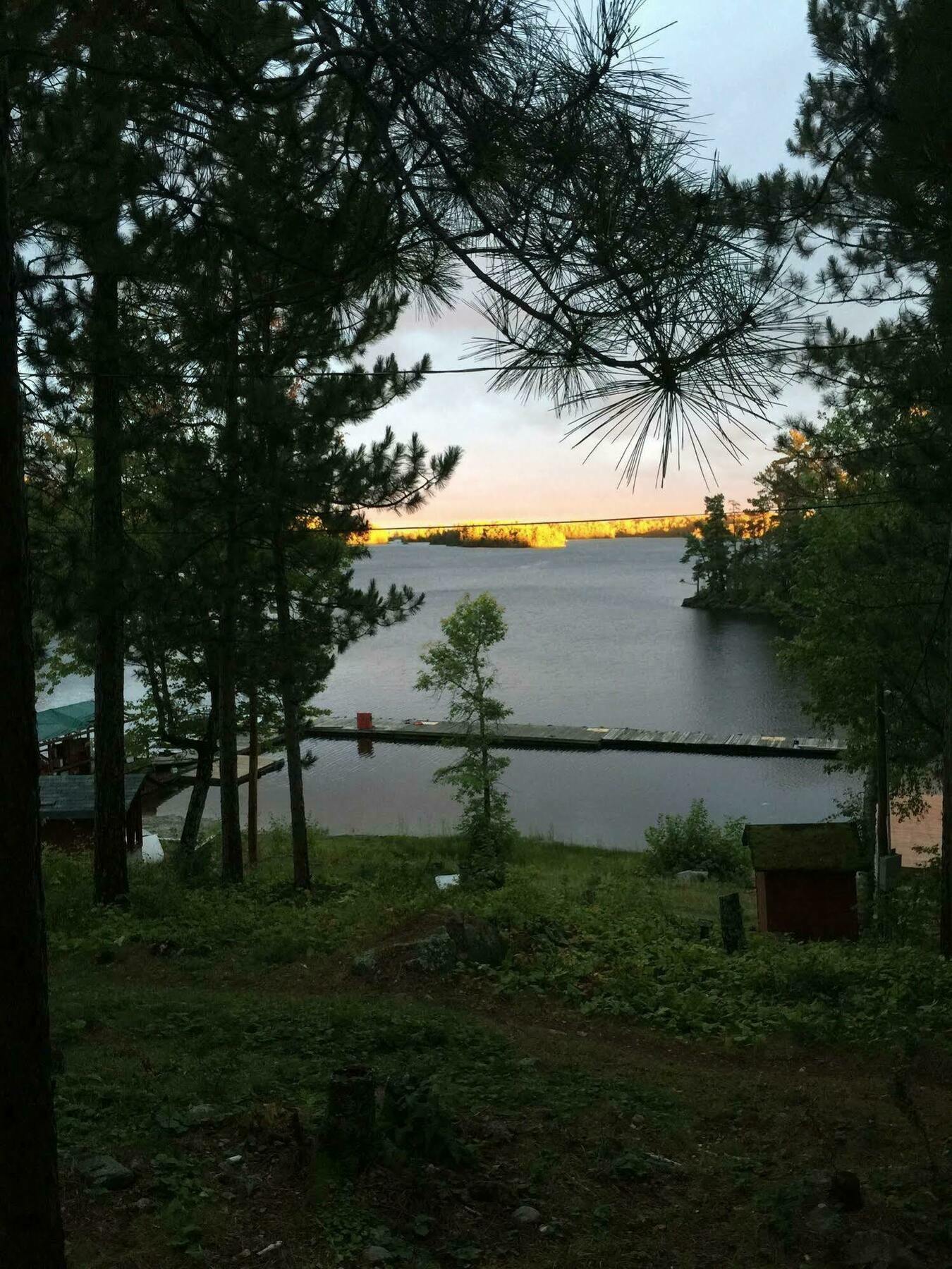 Pine Point Lodge Resort & Motel Crane Lake Екстериор снимка